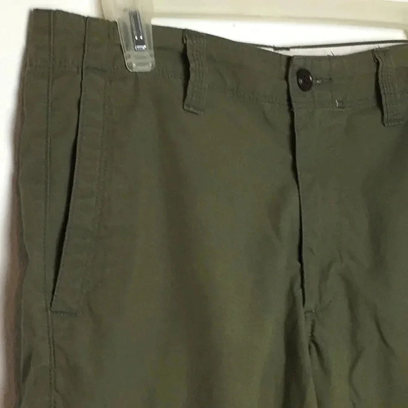 Dockers Cargo Shorts Size 30 - Picture 3 of 8